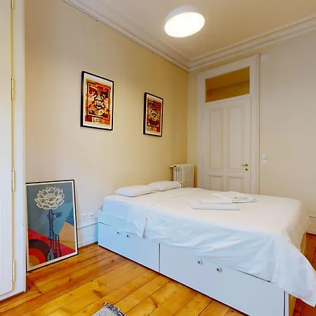 Magnificent Two Bedroom Apartment In A Luxury Building Geneva Exterior photo